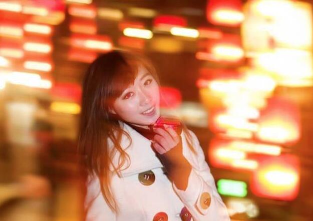 售价75600元保富图L1600D摄影灯带来的创意新视角